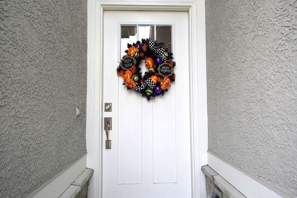 DIY de couronne de porte pour Halloween